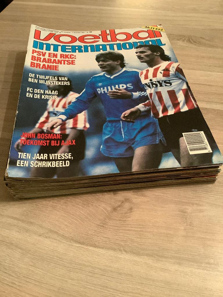 Voetbal International 1987, Ophalen of Verzenden, Zo goed als nieuw, Balsport, Voetbal International