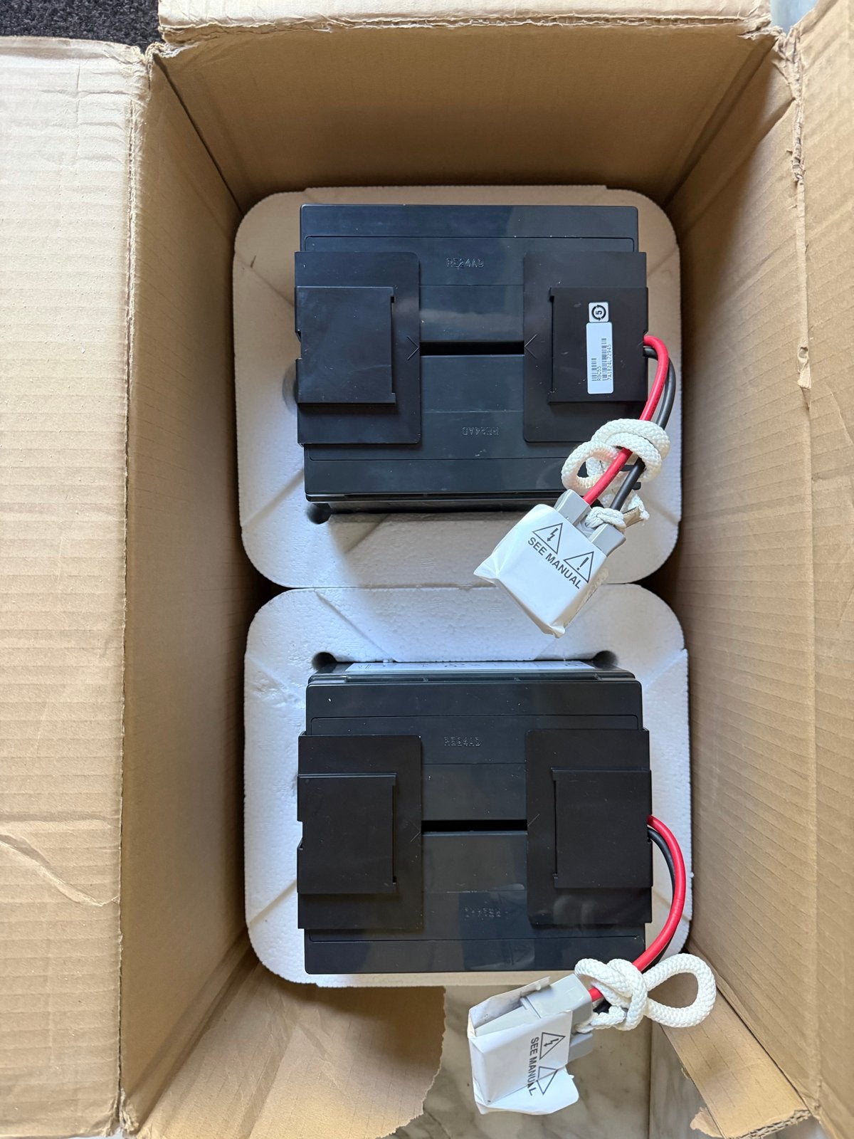 APC RBC124 Vervangende Batterij Cartridge voor UPS, Computers en Software, Noodvoedingen (UPS), Ophalen, Nieuw