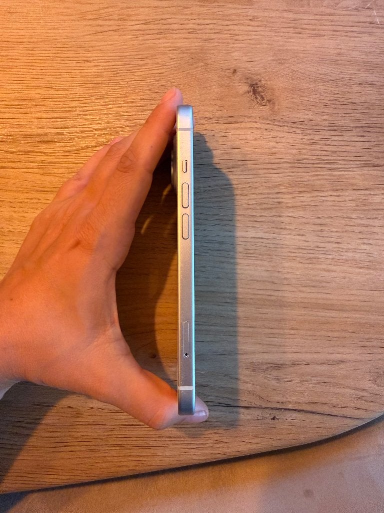 Foto 8 van Iphone 15, 128 GB, lichtblauw