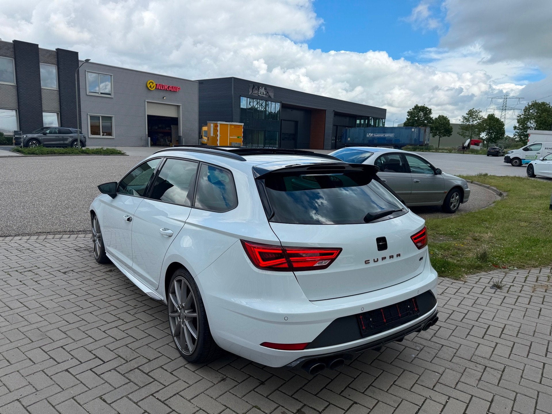 SEAT Leon ST 2.0 TSI CUPRA R 301PK 2020 Carbon/kuip/vol vol, Auto diversen, Schadeauto's, 1984 cc, Stationwagon, Benzine, Seat