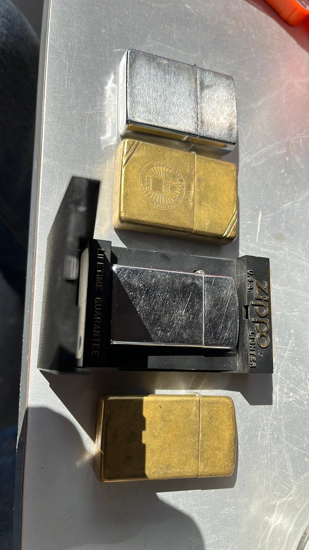 4 zippo’s, Verzamelen, Ophalen, Gebruikt