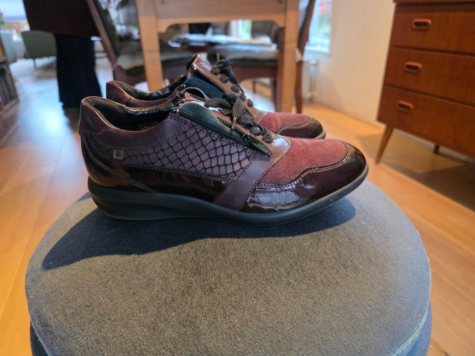 Xsensible sneakers maat 38,5 (UK 5) - Bordeauxrood, Xsensible, Ophalen of Verzenden, Sneakers of Gympen, Gedragen