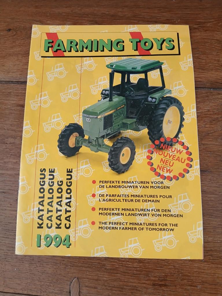 Te koop oude Farming toys catalogus 1994, Boeken, Catalogussen en Folders, Ophalen of Verzenden
