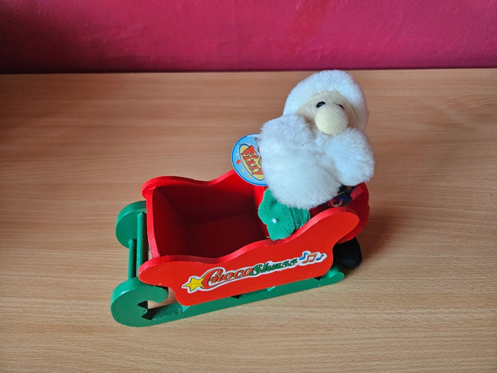 Pluche Kerstman met slee bakje, Diversen, Kerst, Ophalen of Verzenden, Gebruikt