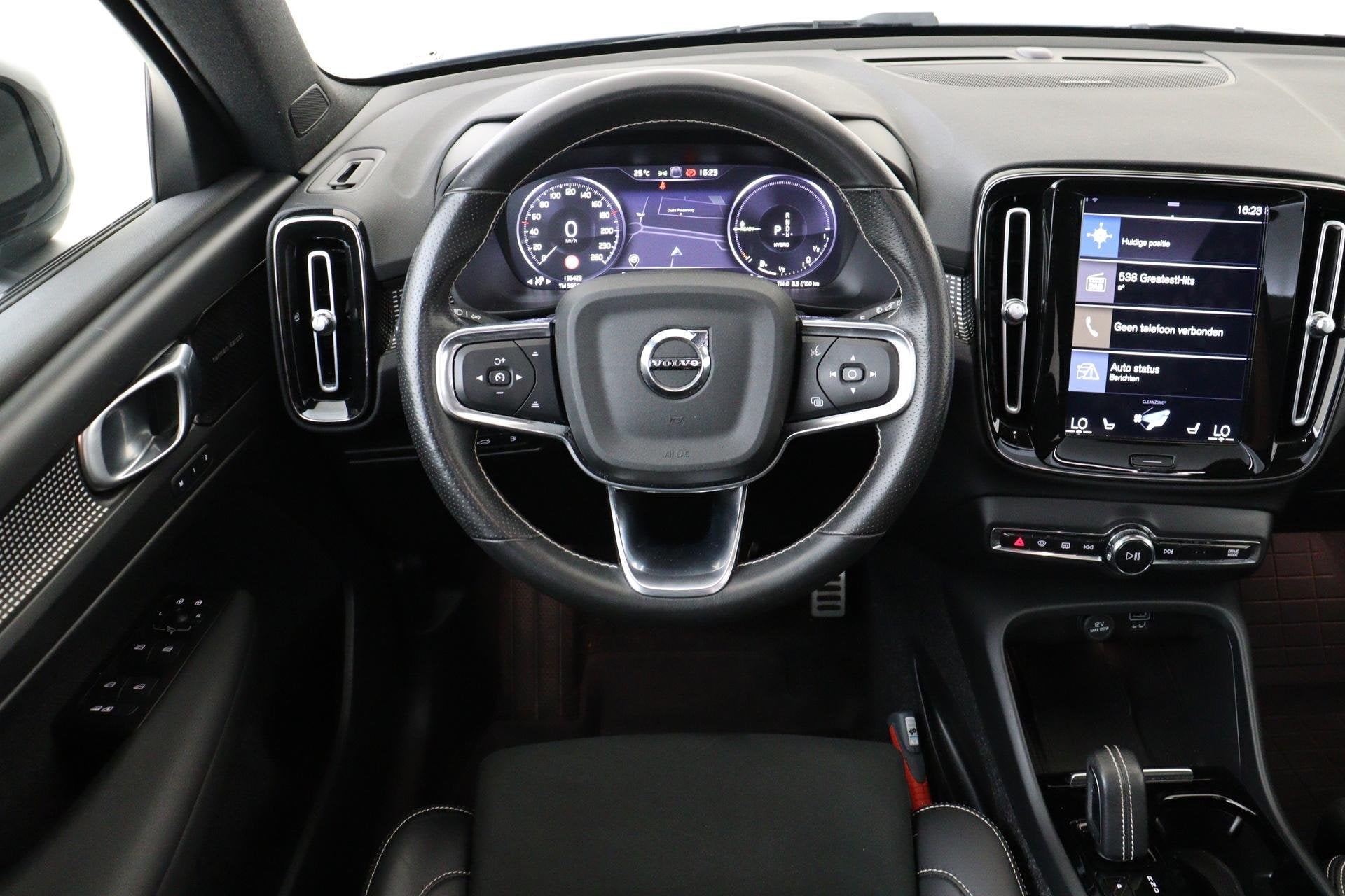 Volvo XC40 T5 RECHARGE R-DESIGN *VOL!* -PANO.DAK|HARMAN/KARD, 12 maanden, Euro 6, 1712 kg, Plug-in hybride