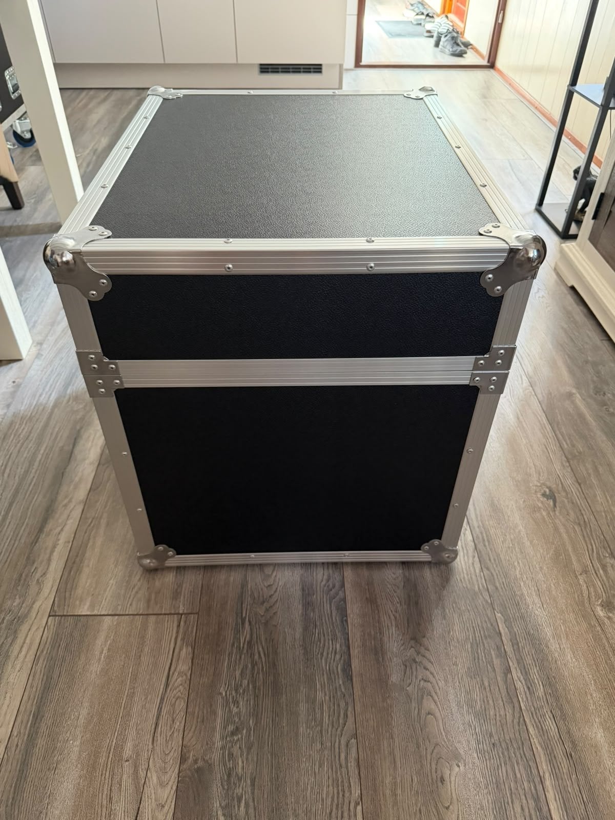 Complete geluidskist te koop, Ophalen, Zo goed als nieuw, 5 tot 10 kanalen, Microfooningang