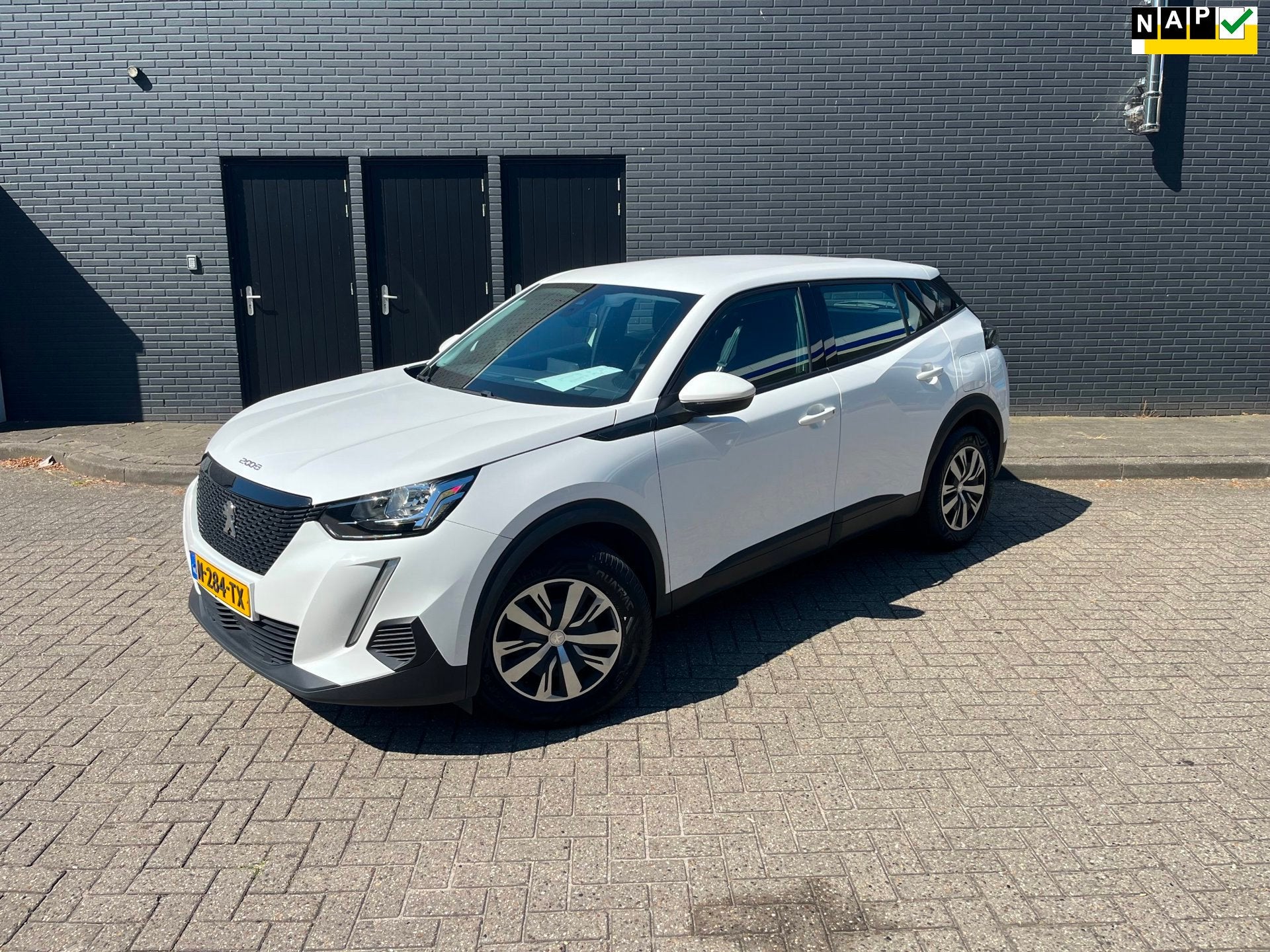 Peugeot 2008 1.2 PureTech Active, 101 pk, Gebruikt, Euro 6, 1199 cc