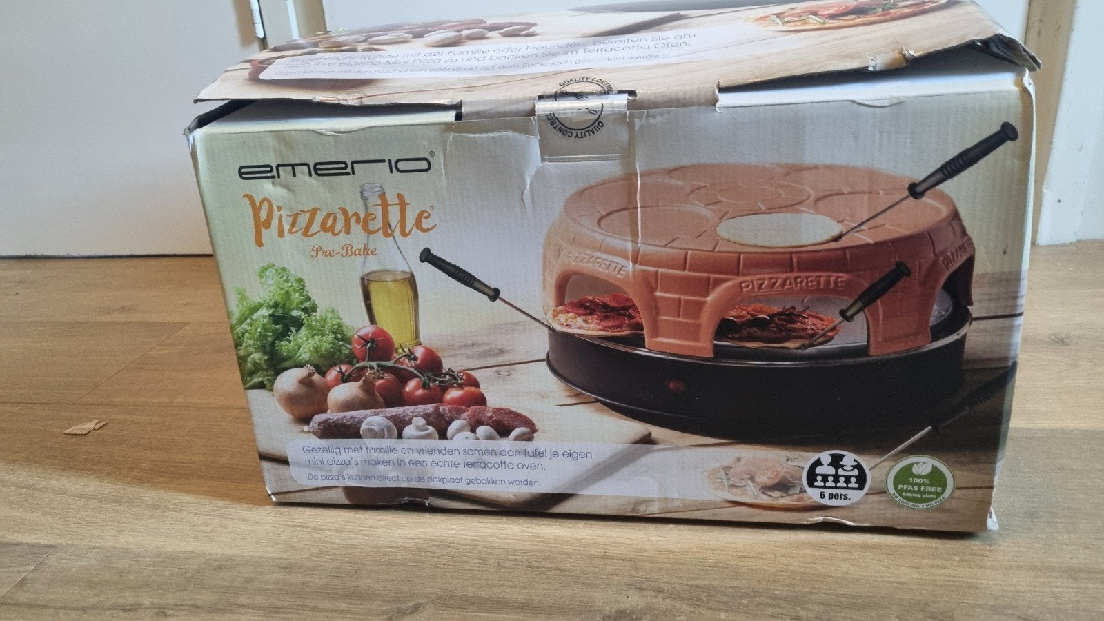 Emerio Pizzarette 6 persoons - Zo goed als nieuw, Ophalen, Zo goed als nieuw