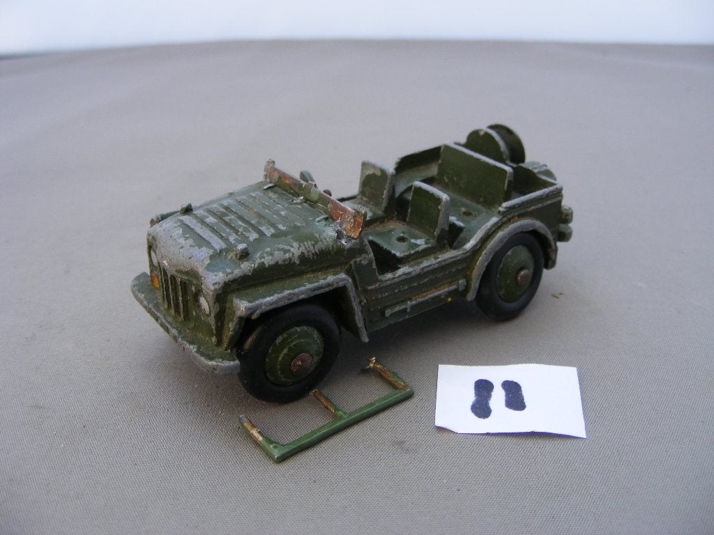 Austin champ dinky toys 674 (11) incompleet, Ophalen of Verzenden, Gebruikt, Auto, Dinky Toys