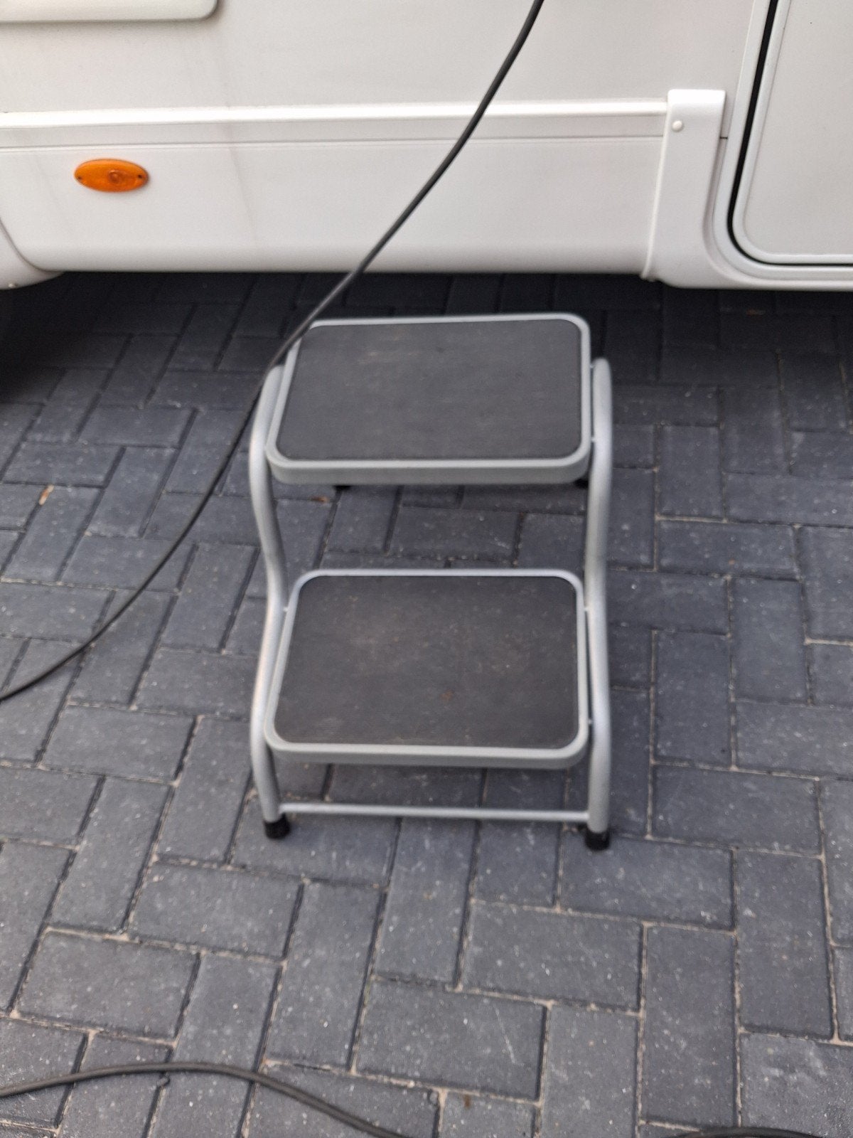 Opstapje voor caravan of camper - 2 treden, Ophalen of Verzenden, Gebruikt