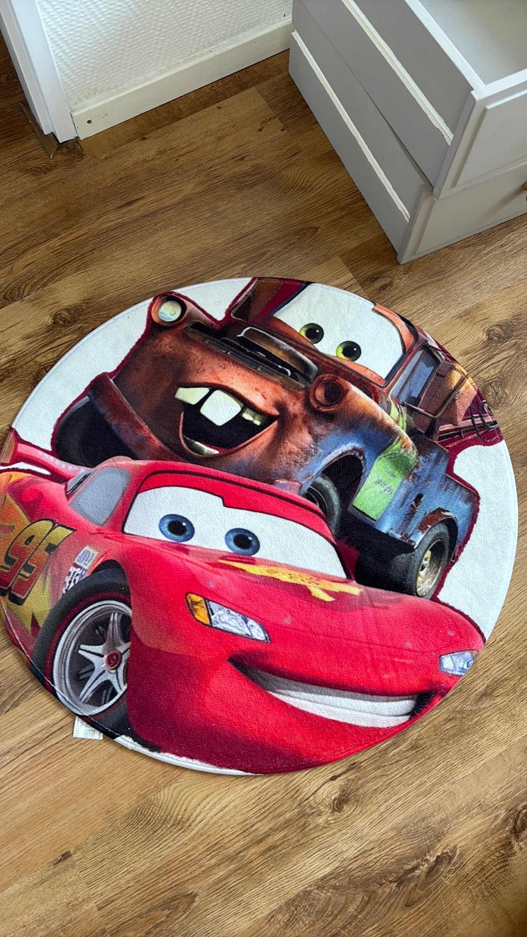 Cars vloerkleed, Ophalen, Zo goed als nieuw, Kleed of Kussen