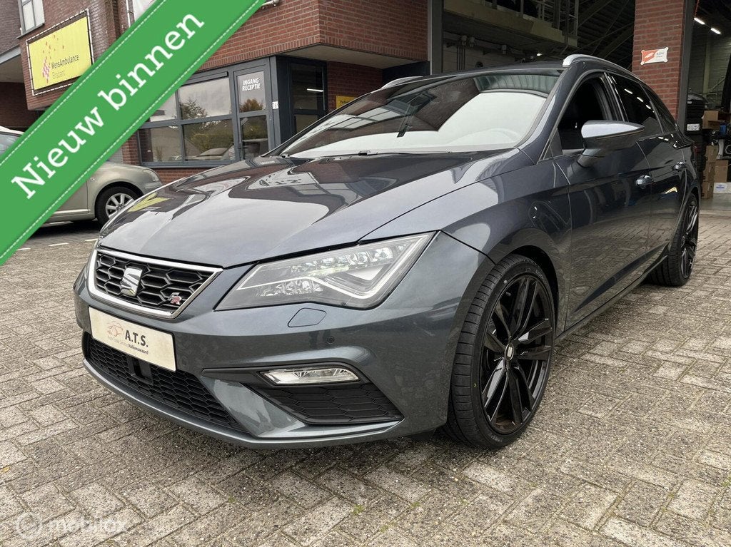 Seat Leon ST 2.0 TSI FR PANO-DAK*LED*CARPLAY*CRUISE*PDC*, Auto's, Gebruikt, Euro 6, 1984 cc, Leon