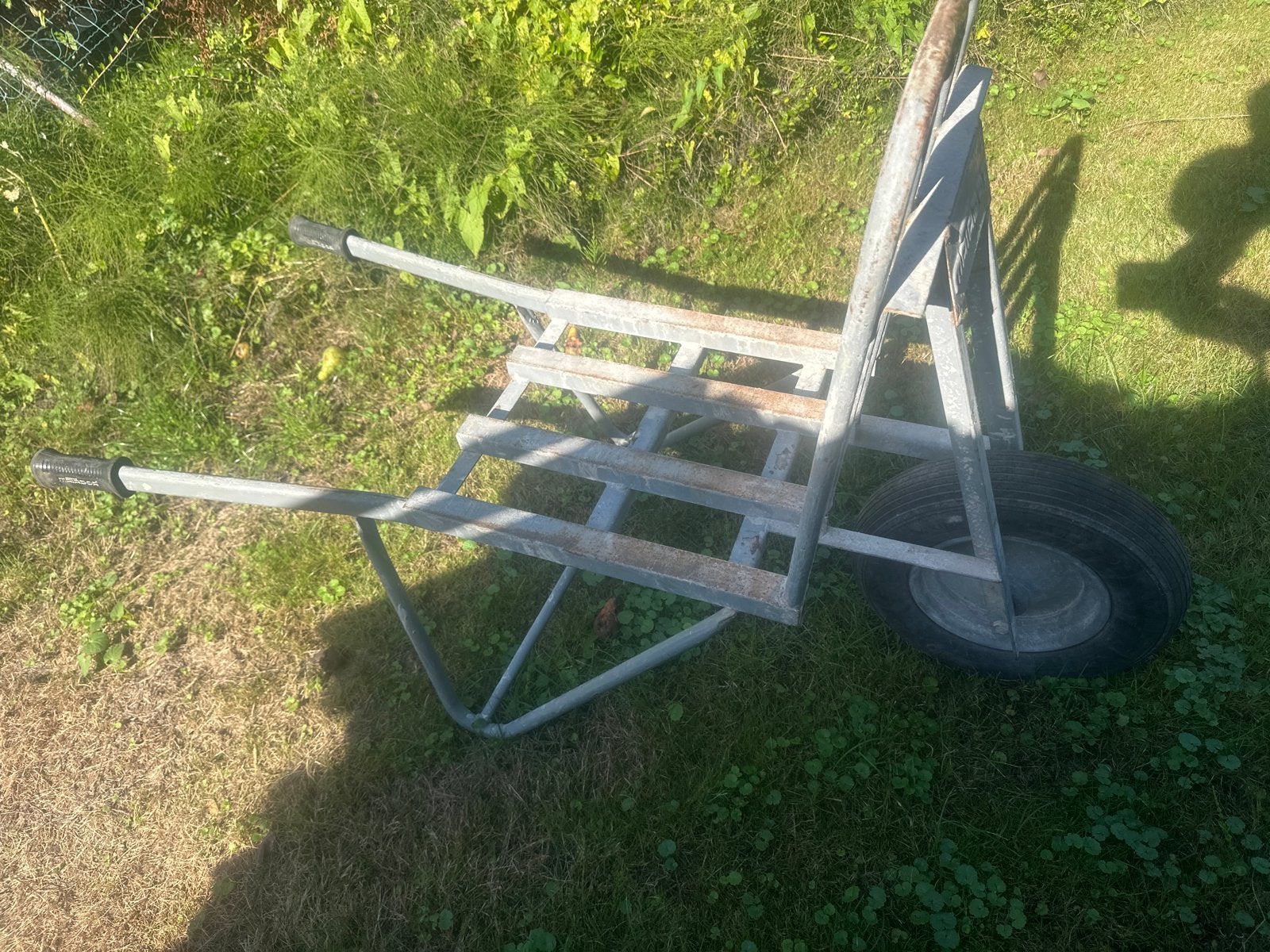 Matador kruiwagen - Stevige en betrouwbare hulp, Ophalen of Verzenden, Gebruikt, Handmatig, Tweewielig