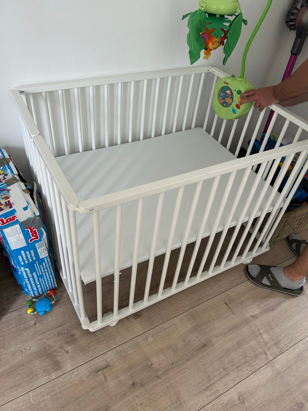 Witte houten box met matras, Kinderen en Baby's, Boxen, Gebruikt, Vierkant, Ophalen of Verzenden