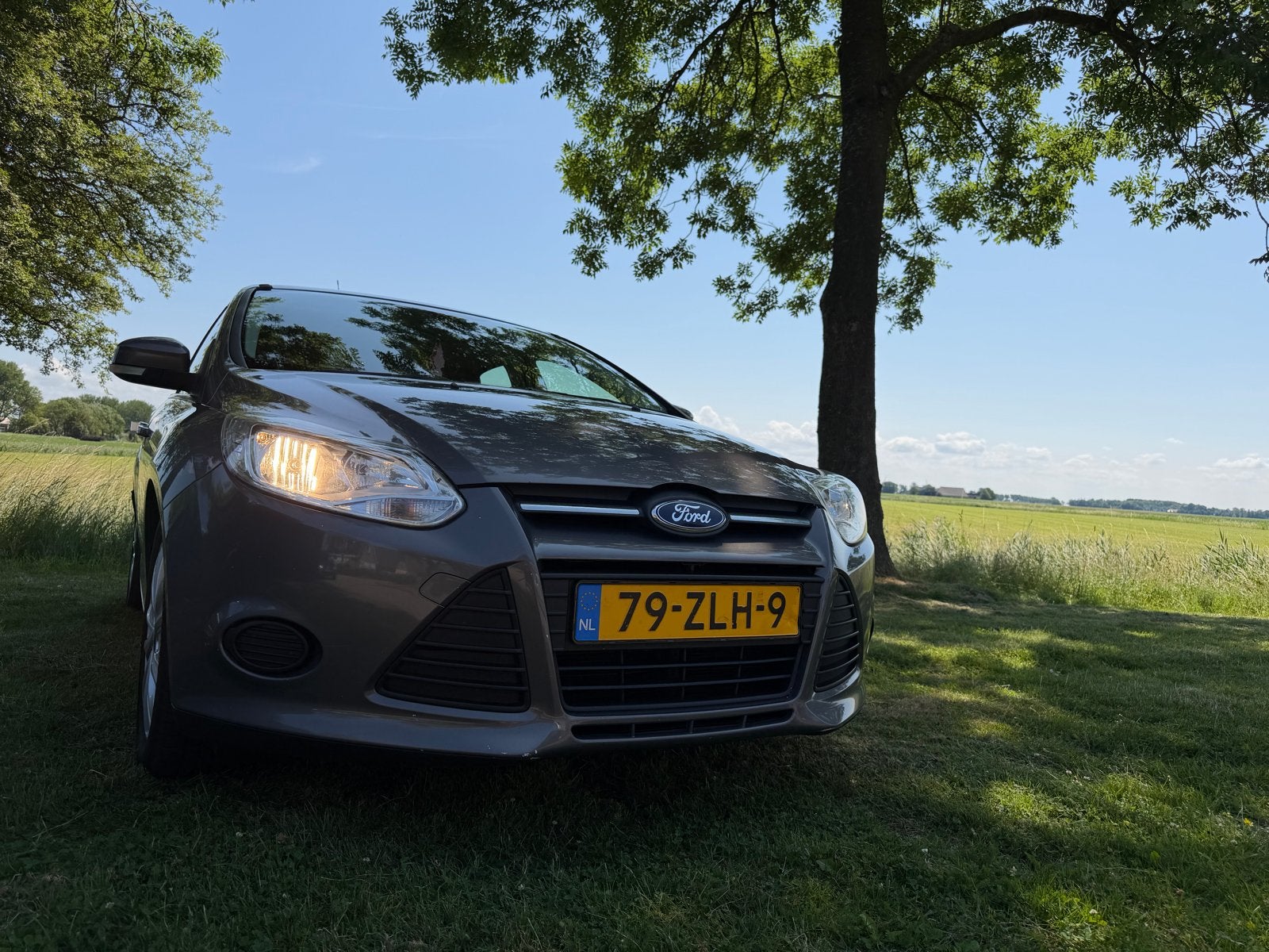 Ford Focus 1.6 Tdci 77KW 2013 Bruin, Auto's, Euro 5, 4 cilinders, Bruin, Origineel Nederlands