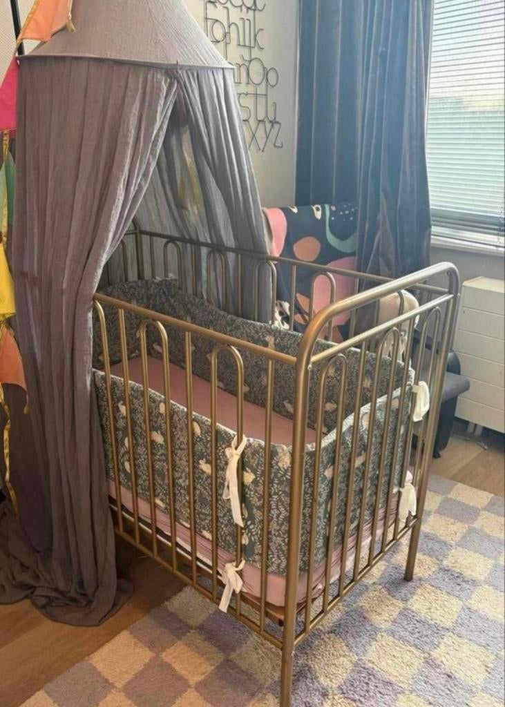 Babywieg ledikat Polini Kids goud metaal 120x60, Kinderen en Baby's, Babywiegjes en Ledikanten, Ophalen, Zo goed als nieuw, Wieg