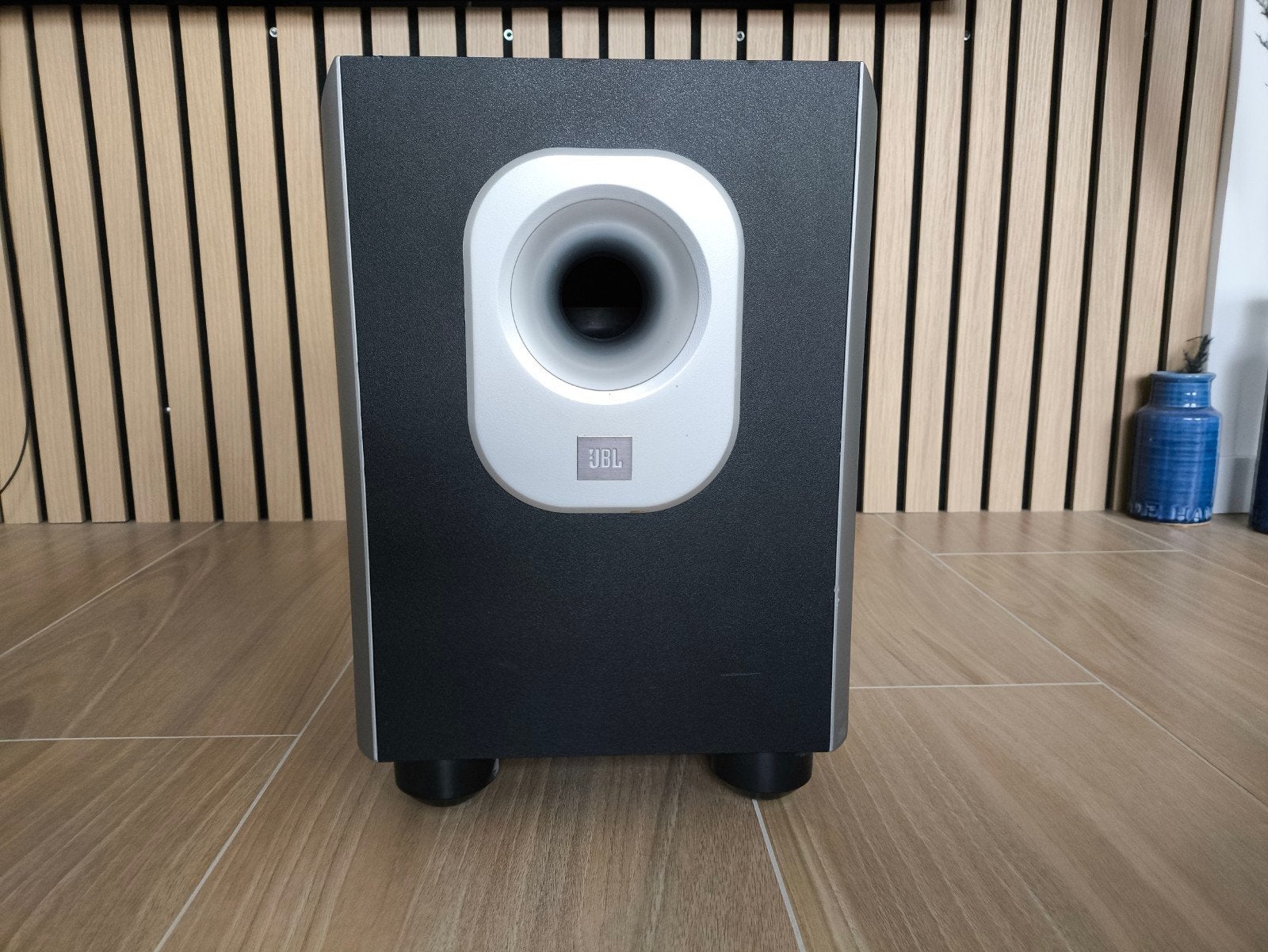JBL SUB140/230 Subwoofer - Krachtige Bass, Audio, Tv en Foto, Ophalen, Basreflex, Gebruikt, Subwoofer