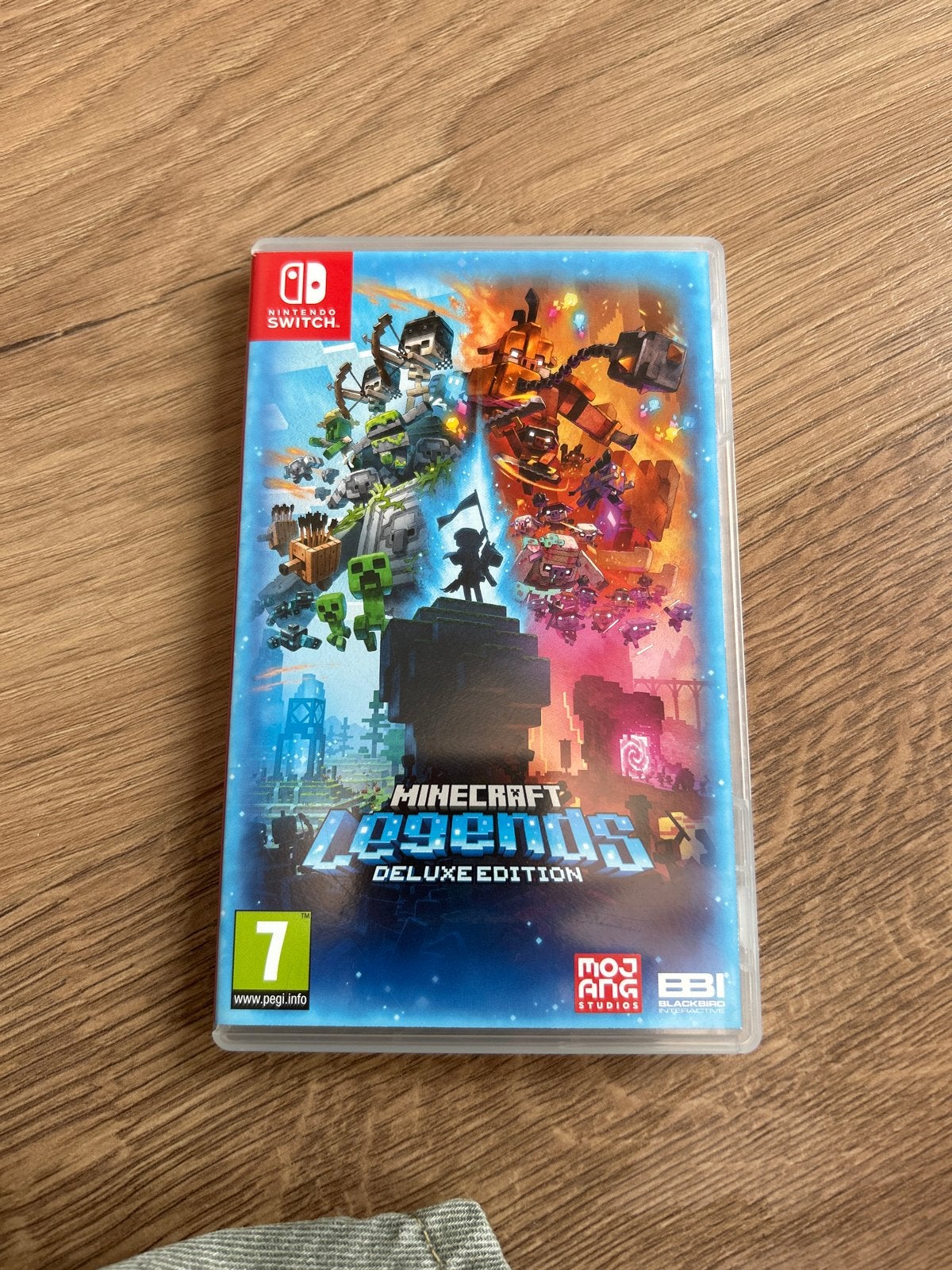 Minecraft Legends Deluxe Edition - Nintendo Switch (Zo goed, Ophalen, Zo goed als nieuw, Met games
