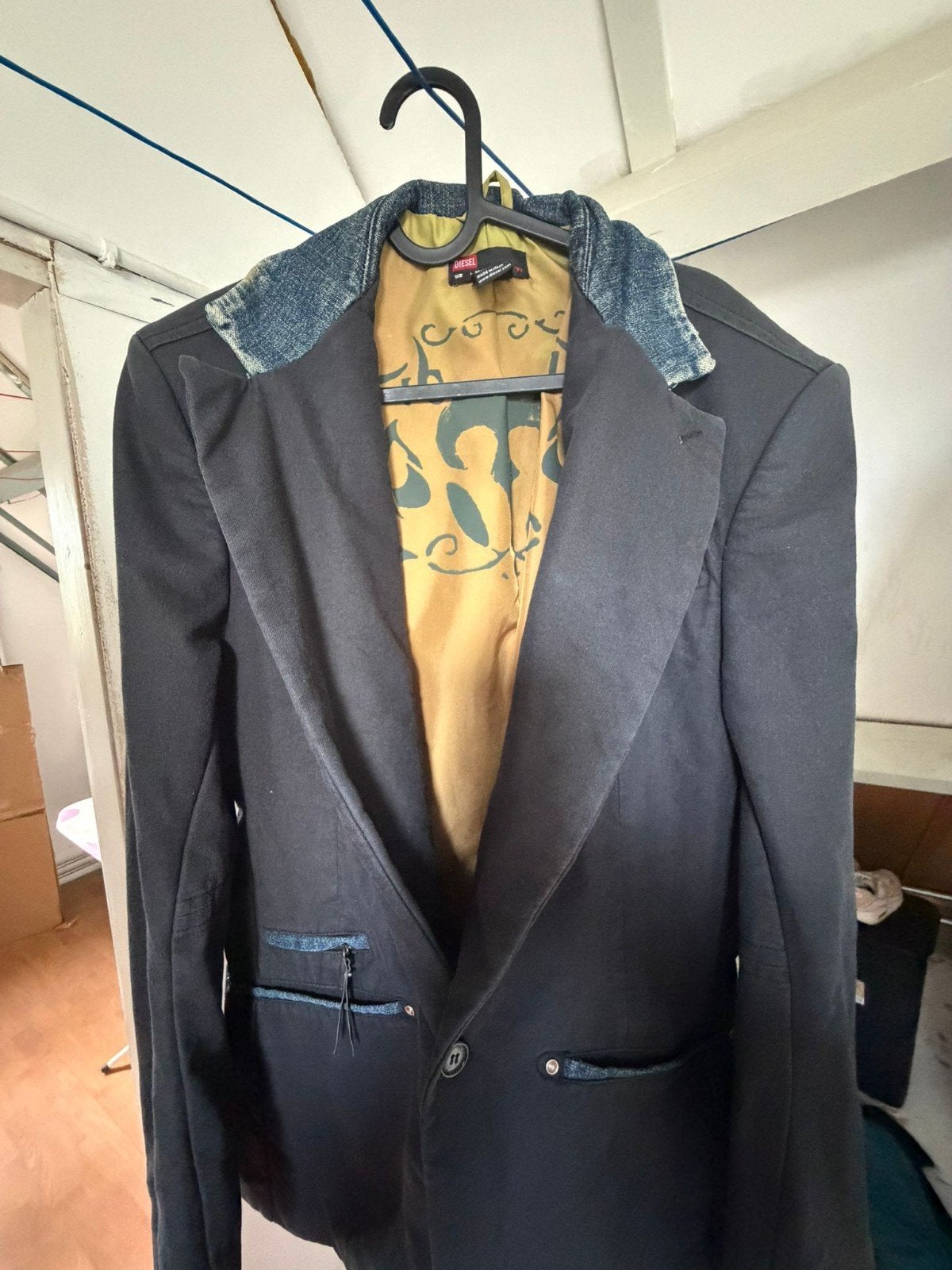Diesel Blazer Zwart met Denim Details - Maat L, Kleding | Heren, Kostuums en Colberts, Maat 52/54 (L), Diesel, Blauw, Ophalen of Verzenden