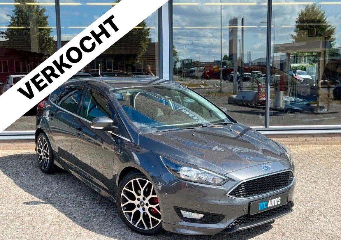 Ford Focus 1.0 EcoBoost Hatchback | ST-line |, 3 cilinders, Navigatiesysteem, 999 cc, Hatchback