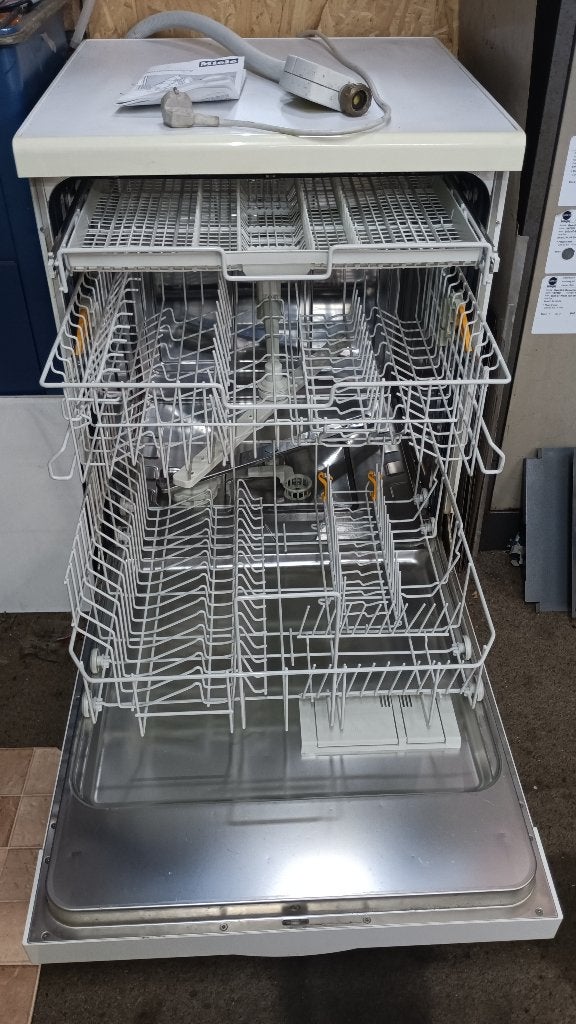 miele vaatwasser G 1023 SC, Witgoed en Apparatuur, Vaatwasmachines, Ophalen, Gebruikt, 85 tot 90 cm, 45 tot 60 cm