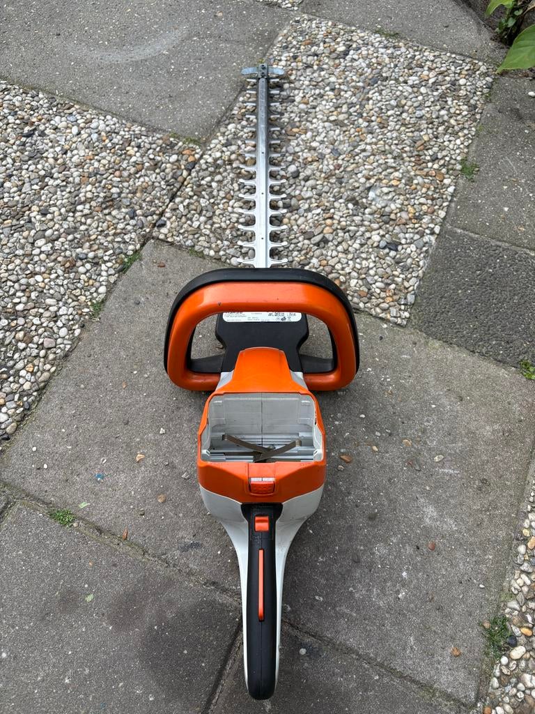 Stihl HSA 56 Heggenschaar op Accu - Zo goed als nieuw, Tuin en Terras, Ophalen of Verzenden, Zo goed als nieuw, Accu