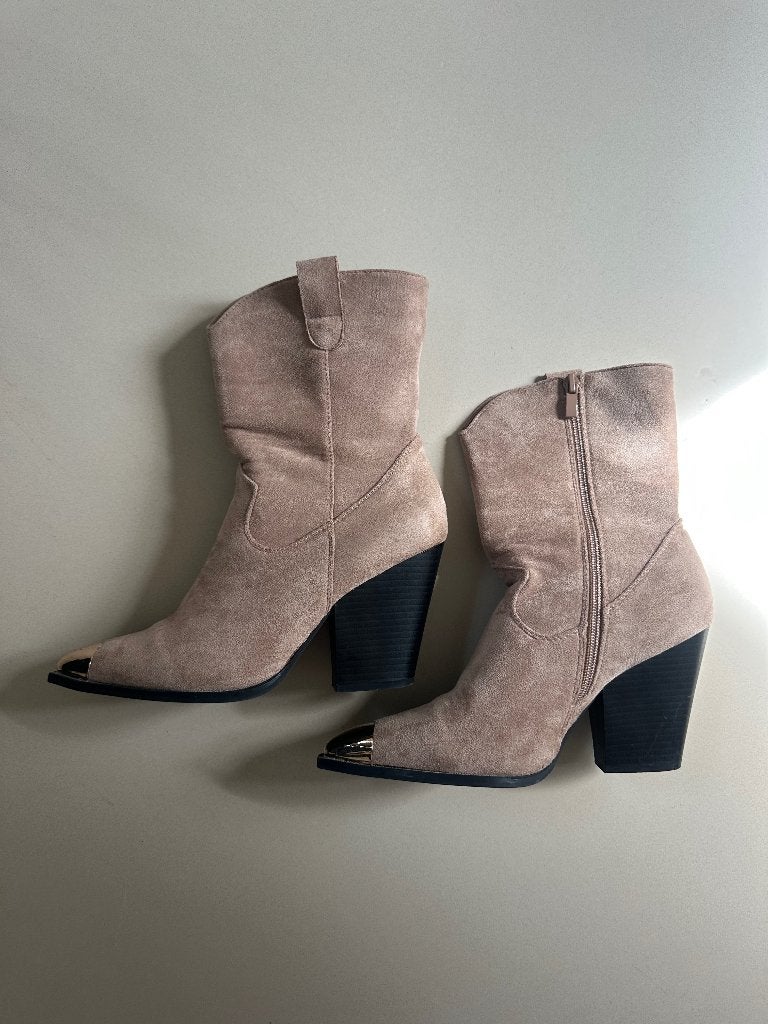 enkel cowboy laarzen met gouden punt neus, maat 38, beige, Beige, Lage of Enkellaarzen, Ophalen of Verzenden, Onbekend