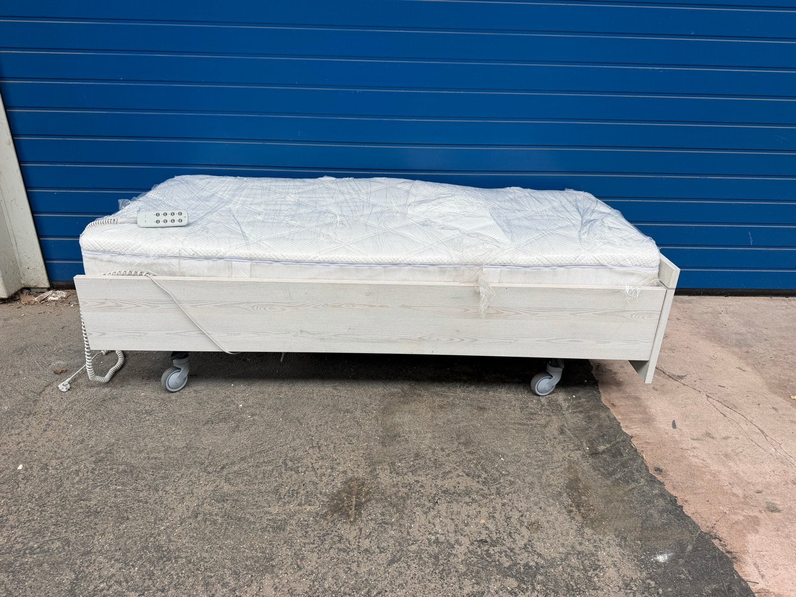 Hoog-laag seniorenbed eenpersoons bed, elektrisch verstelbaa, Huis en Inrichting, Slaapkamer | Bedden, Ophalen, 90 cm, Eenpersoons