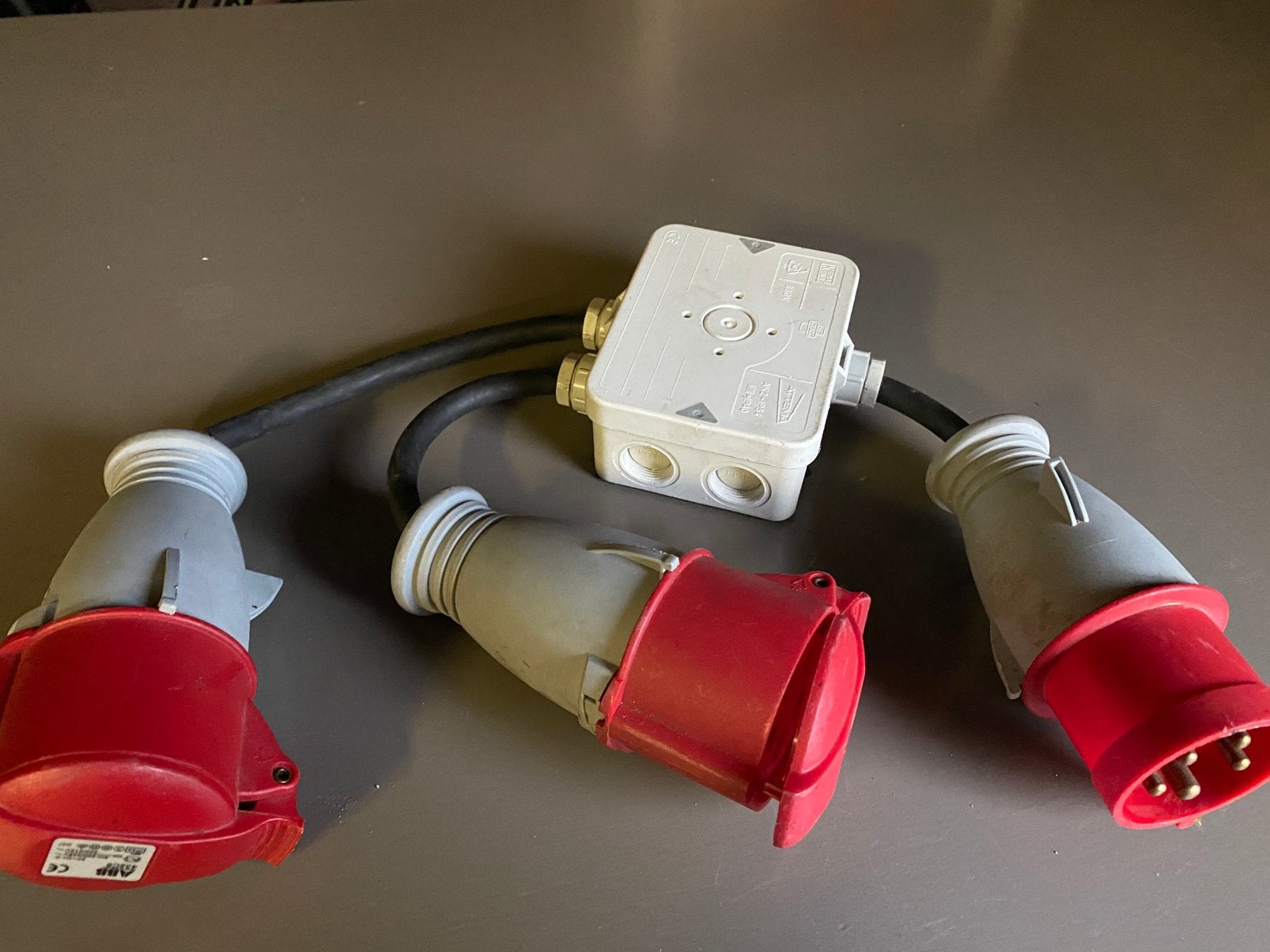 Verdeelstekker 400 volt 5 aderig, Ophalen of Verzenden, Zo goed als nieuw, Apparatuur