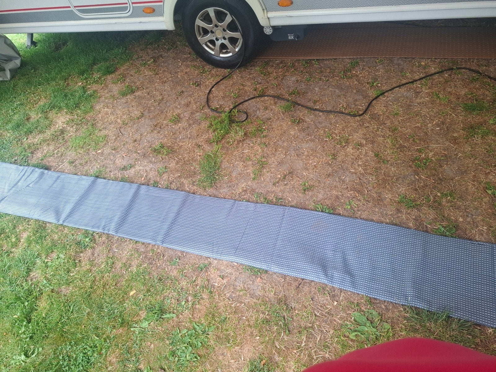 Voortent tapijt te koop.  Blauw. Maat 500 x 250 cm, Ophalen