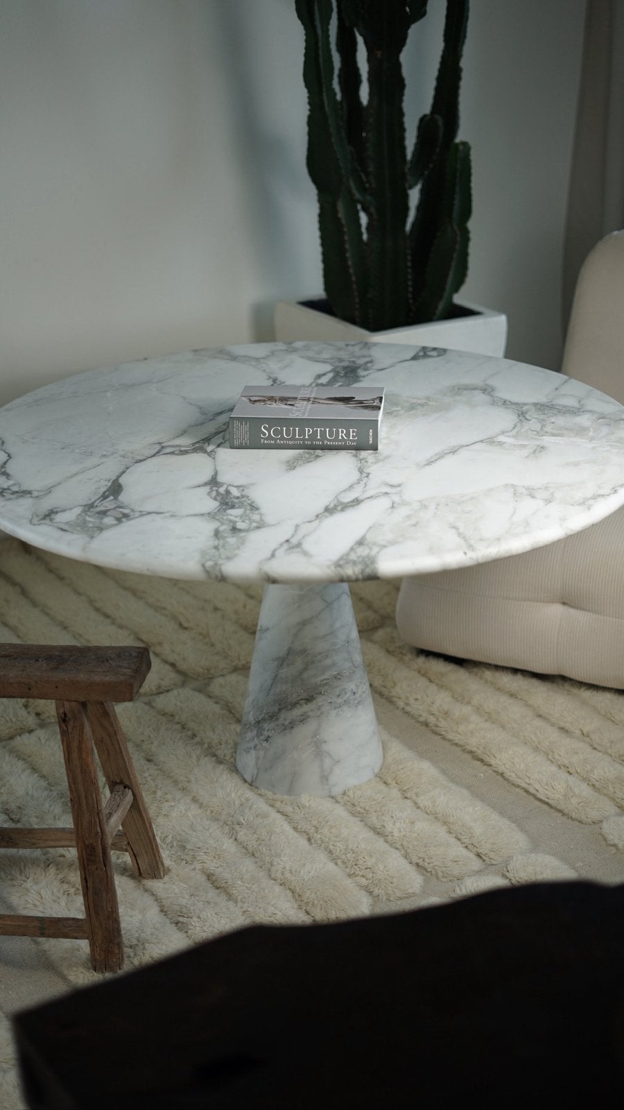 Mangiarotti M1 eettafel in Arabescato marmer, Ophalen, Overige materialen, 100 tot 150 cm, Rond