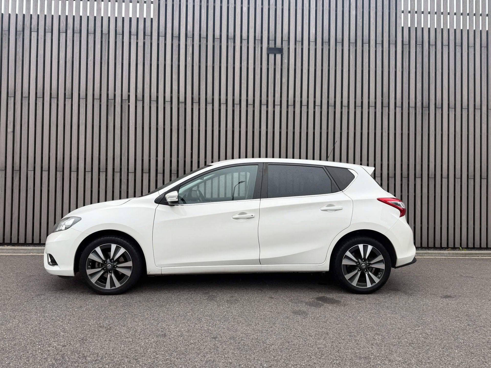 Nissan Pulsar 1.2 DIG-T N-Connecta / Camera / navigatie / Cr, Auto's, Voorwielaandrijving, Gebruikt, Euro 6, 1165 kg