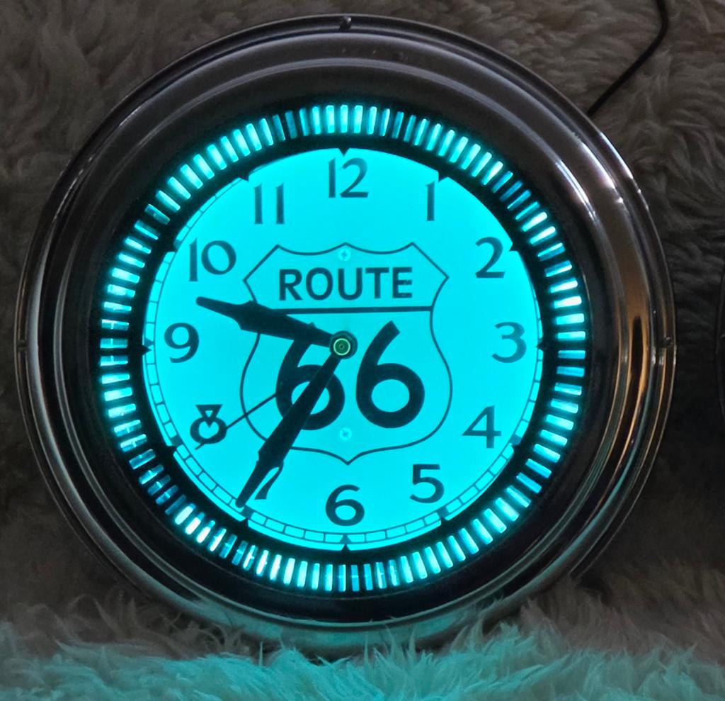 FIFTIES SIXTIES ROUTE 66 TURQUOISE SPINNER KLOK  NEON LAMP, Ophalen, Zo goed als nieuw, Lichtbak of (neon) lamp