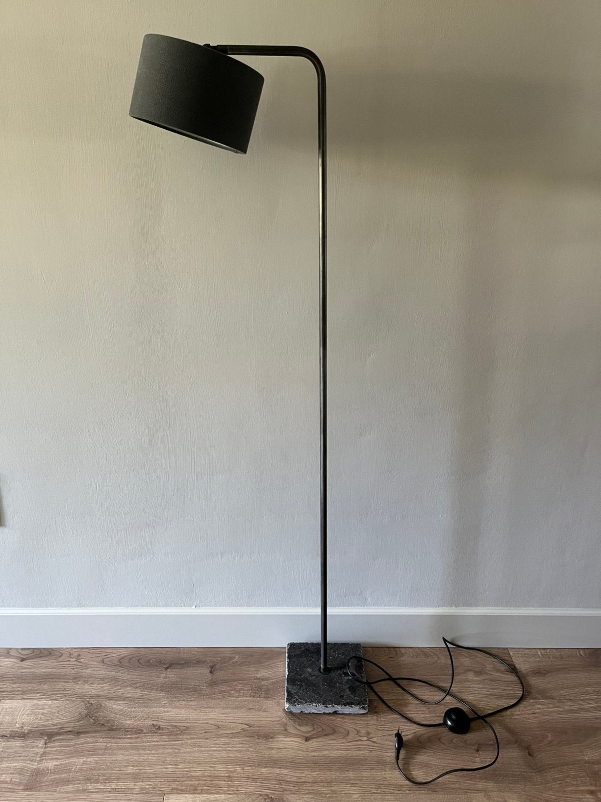 Aura Peeperkorn vloerlamp, Huis en Inrichting, Ophalen, Overige materialen, 100 tot 150 cm, Zo goed als nieuw