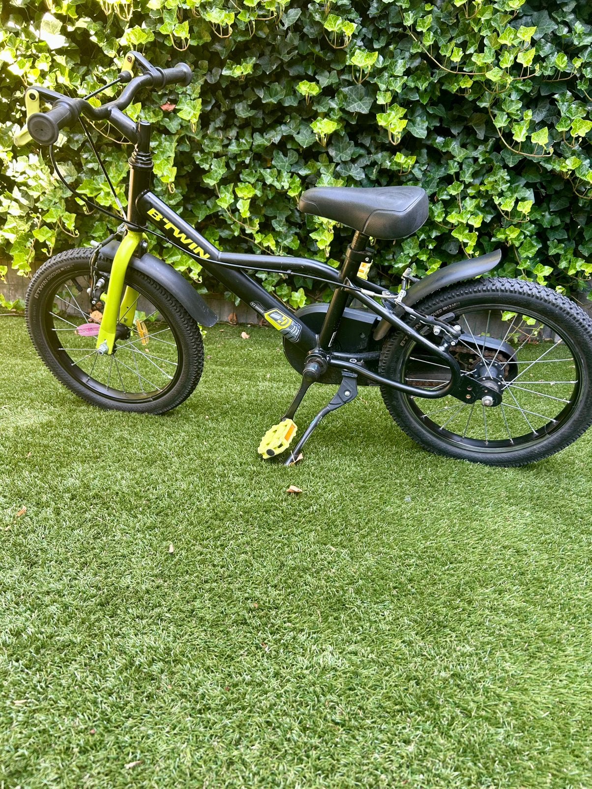 B’twin fiets kinderfiets stoer decathlon cross 16 inch, Ophalen, Zo goed als nieuw, 16 tot 20 inch, Zijwieltjes