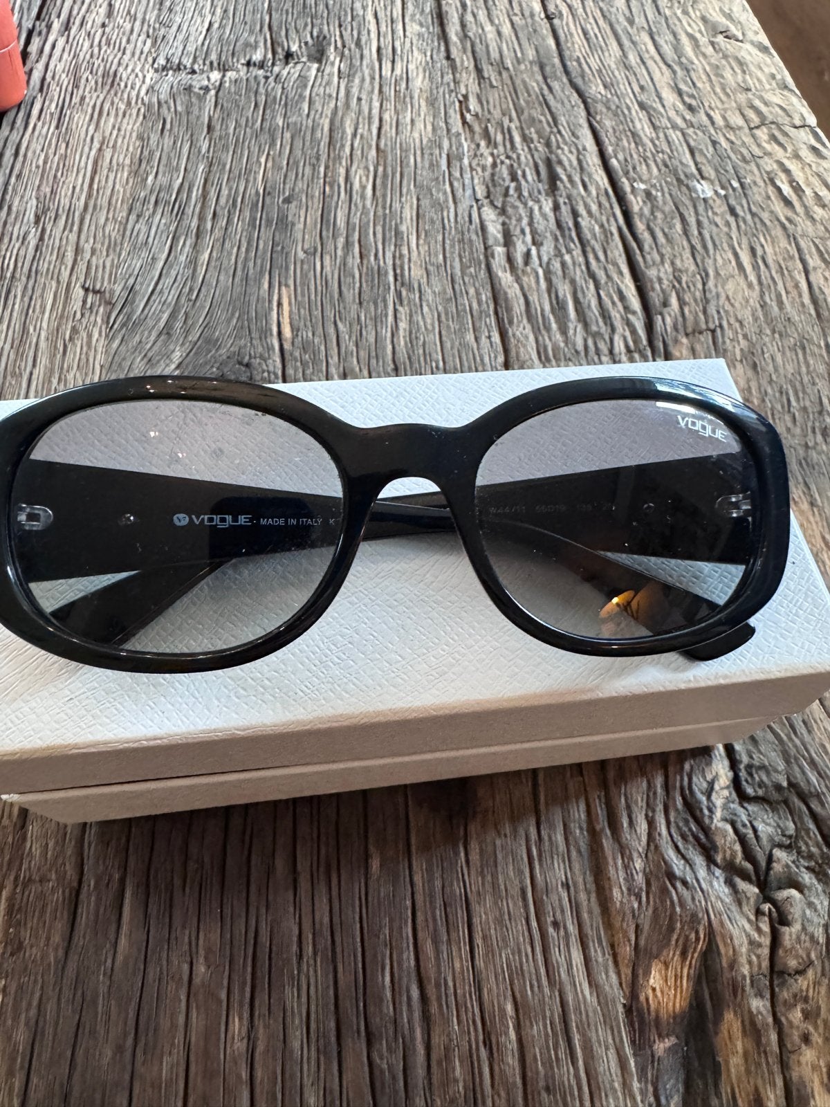 Vogue Vintage Zonnebril, Overige merken, Gebruikt, Zonnebril, Zwart