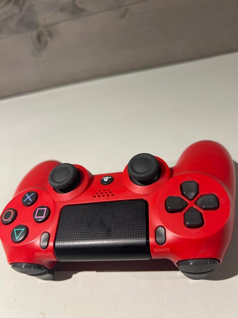 Rode DualShock 4 Controller voor PlayStation 4, N, N, Ophalen of Verzenden, Zo goed als nieuw
