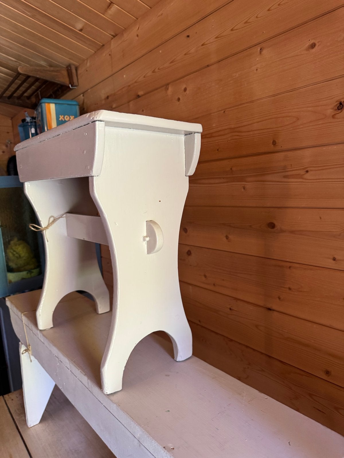 Brocante keukentafel met smal bankje en krukje, Ophalen