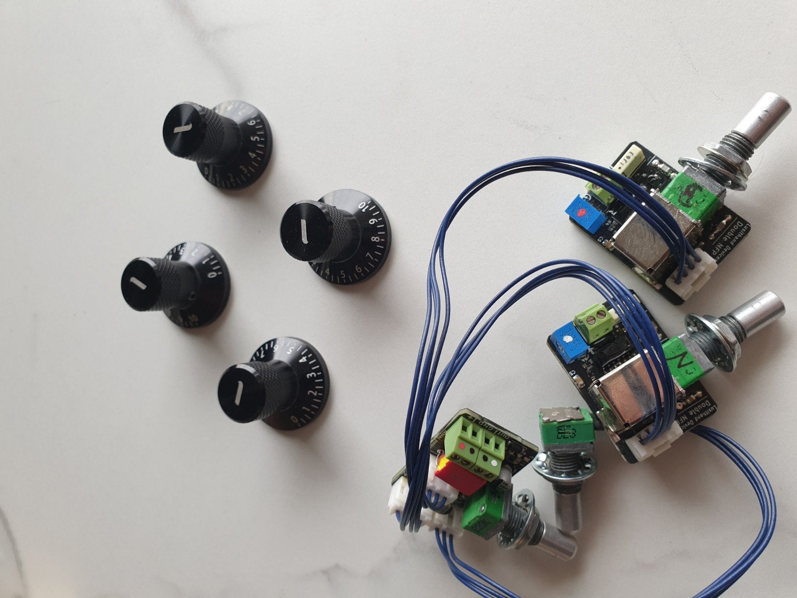Lusithand Devices Double NFP Filter Preamp, Ophalen, Zo goed als nieuw, Elektrische basgitaar