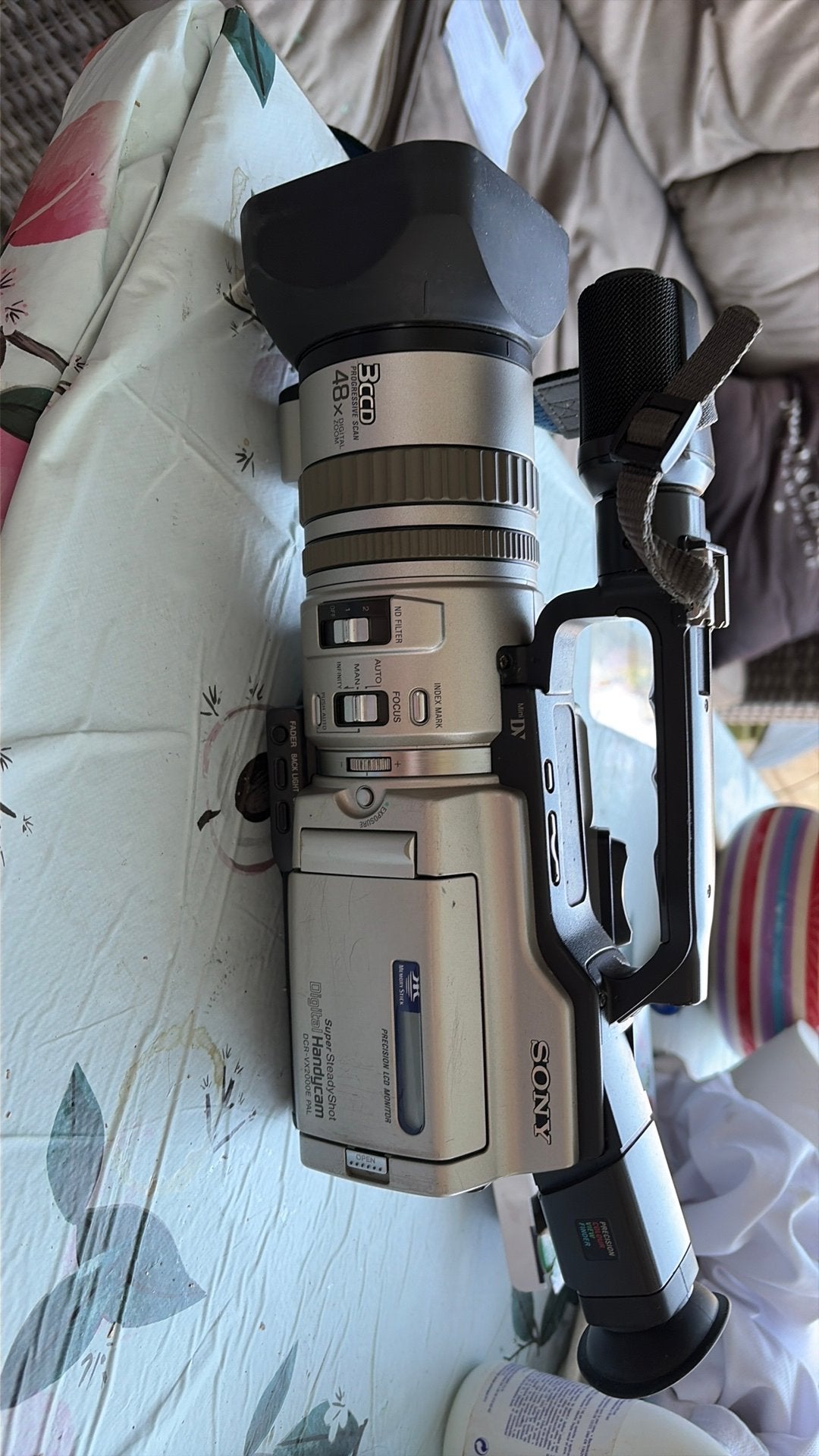 Sony DCR-VX2000E PAL 3CCD MiniDV – Complete set, Ophalen of Verzenden, Hi 8