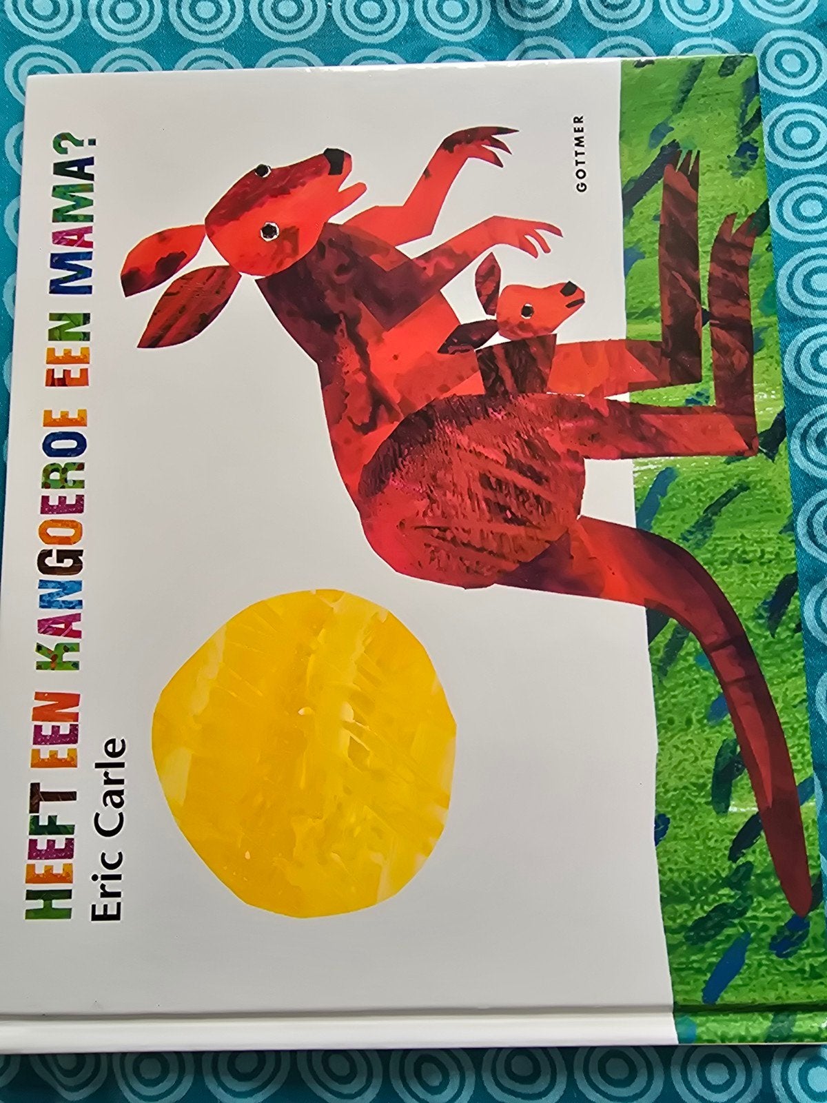 Heeft een kangoeroe een mama? - Eric Carle, Boeken, Ophalen of Verzenden, Zo goed als nieuw, Eric Carle