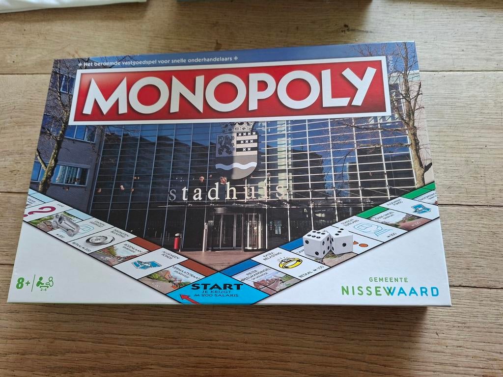 Monopoly " stadhuis " gemeente Nissewaard, Hobby en Vrije tijd, Ophalen of Verzenden