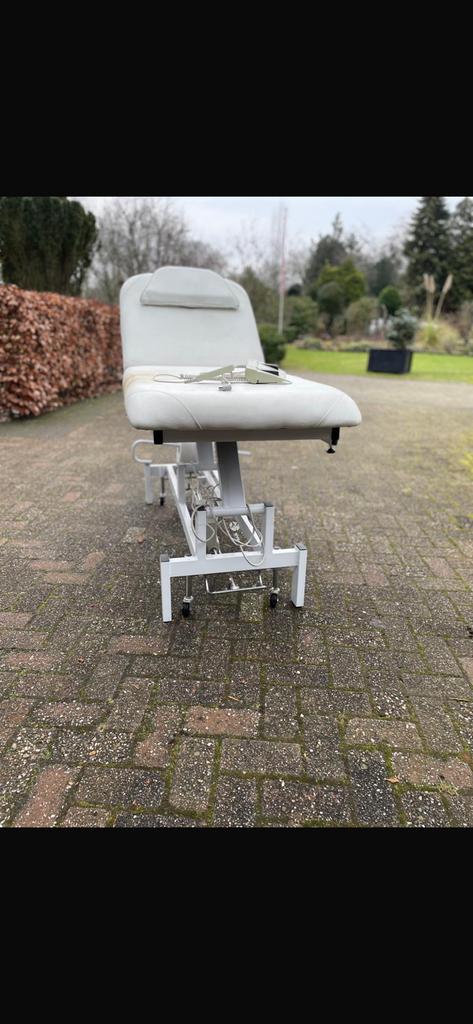 massage behandel tafel electrisch, Ophalen of Verzenden, Gebruikt, Overige typen