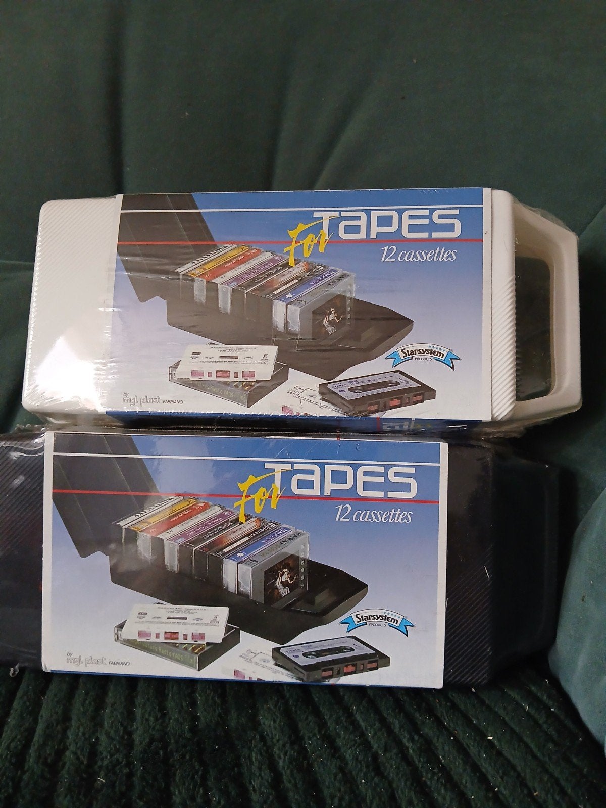 Casette houders, Ophalen, Zo goed als nieuw, 1 bandje