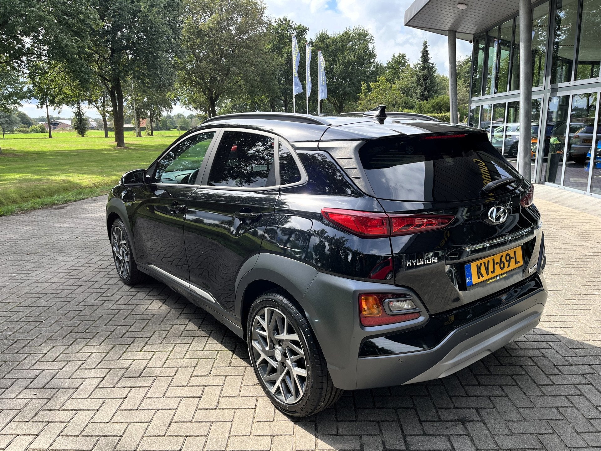 Foto 3 van Hyundai KONA 1.6 GDI HEV Premium | ACC | CAM | CARPLAY | CLI
