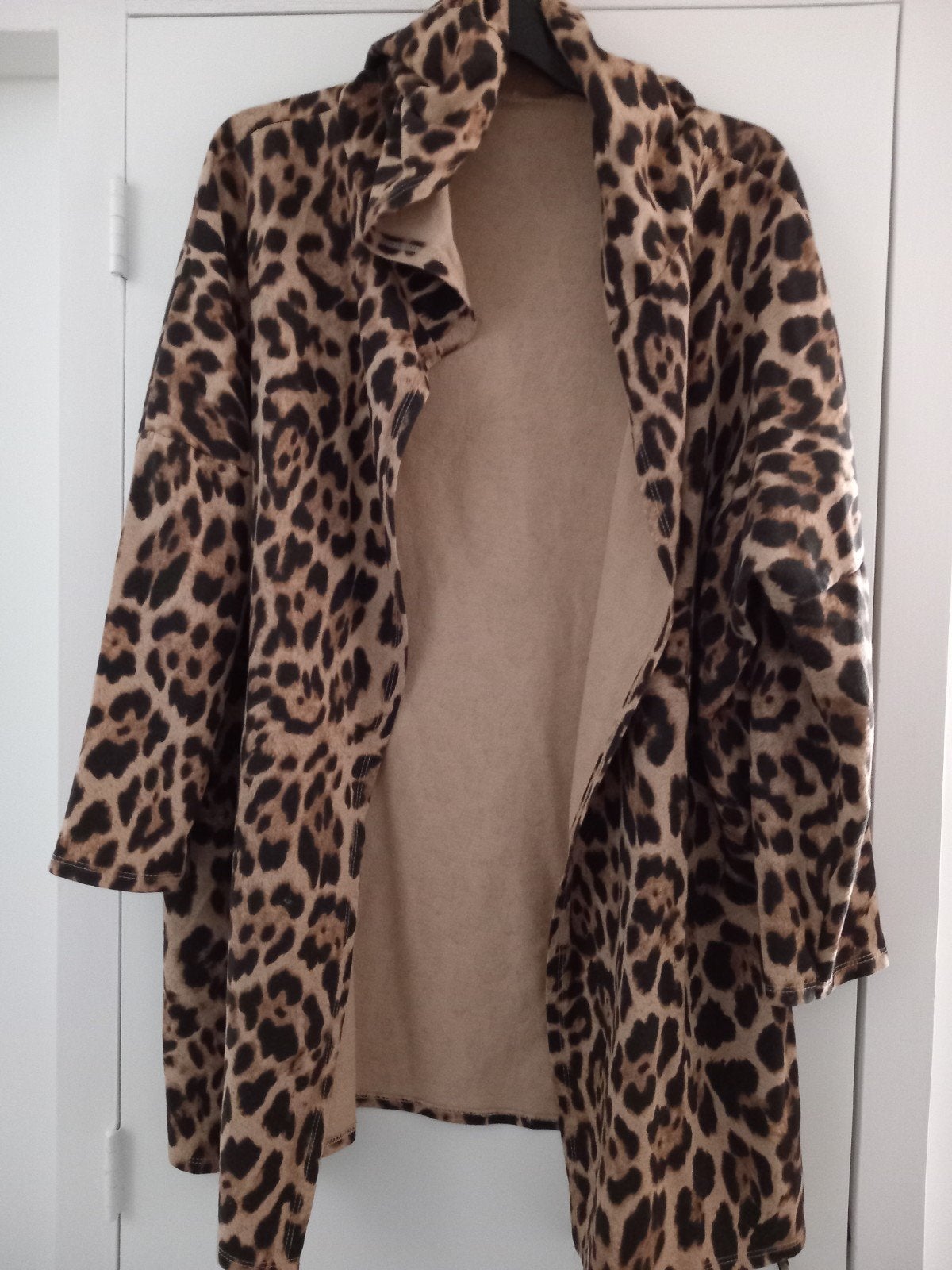 Nieuw! Lang "panter" vest/ jas, mt xxl/ xxxl, met capuchon, Ophalen of Verzenden, Nieuw, Bruin, Trui of Vest