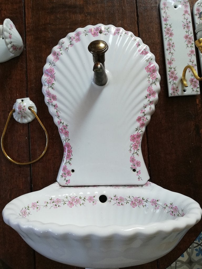 Fonteintje hoge rug incl. div. accessoires, roze bloemetje, Ophalen