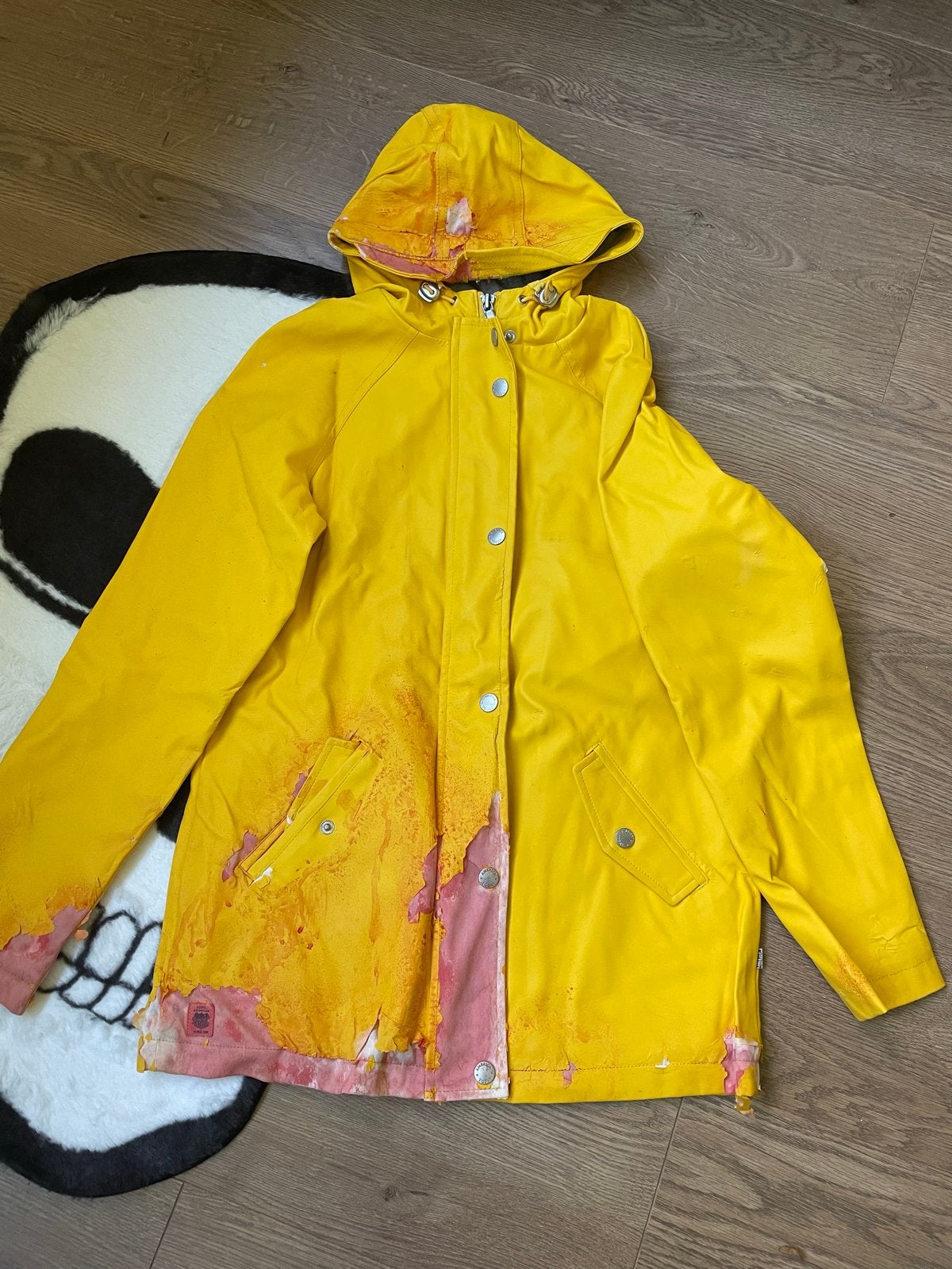 Halloween regenjas met bloedspatters - Maat 146-152, Kinderen en Baby's, Ophalen of Verzenden, Gebruikt, Jongen of Meisje, Jas