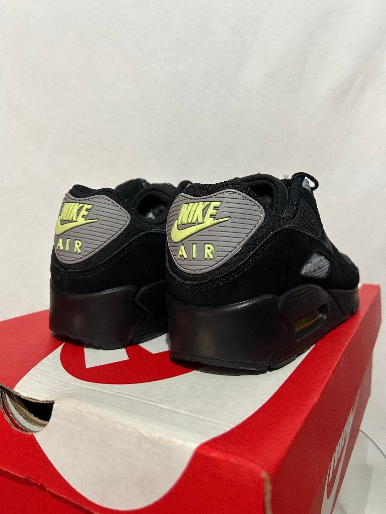 NIEUW! Maat 41 - Nike Air Max 90 Black Volt Cool Grey, Kleding | Heren, Schoenen, Verzenden, Zwart, Nike, Nieuw