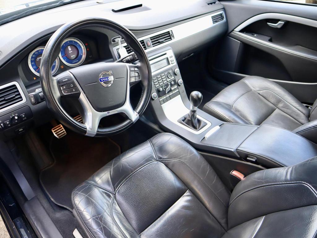 Volvo V70 2.0T R-Edition, Voorwielaandrijving, Euro 5, Zwart, 4 cilinders